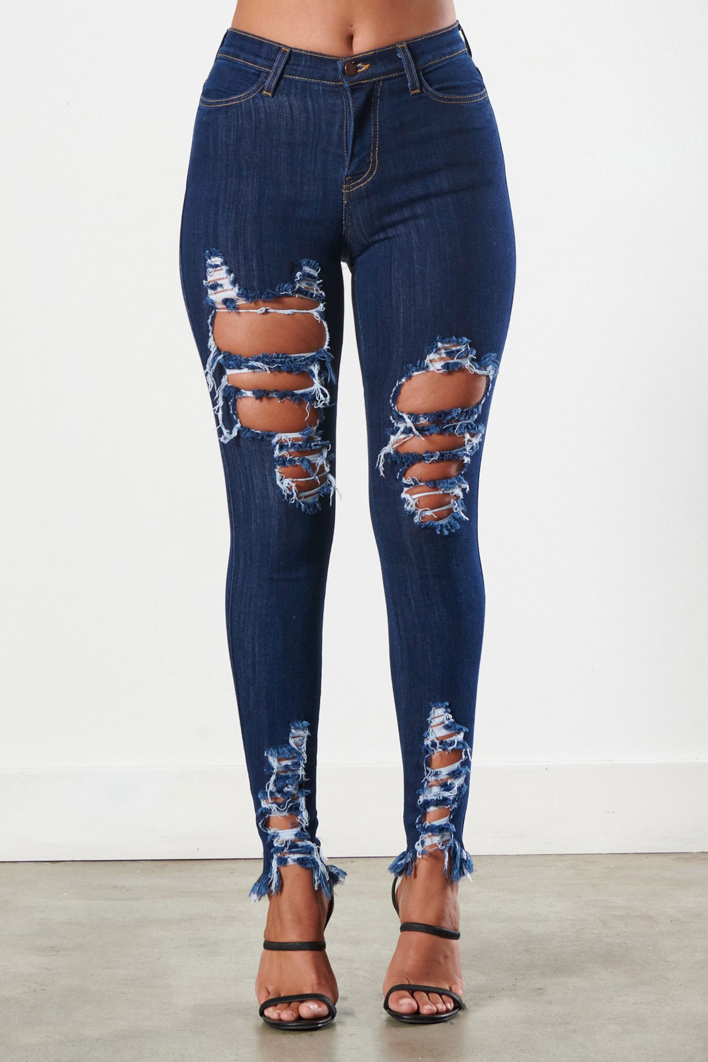 VIBRANT Distressed Jean