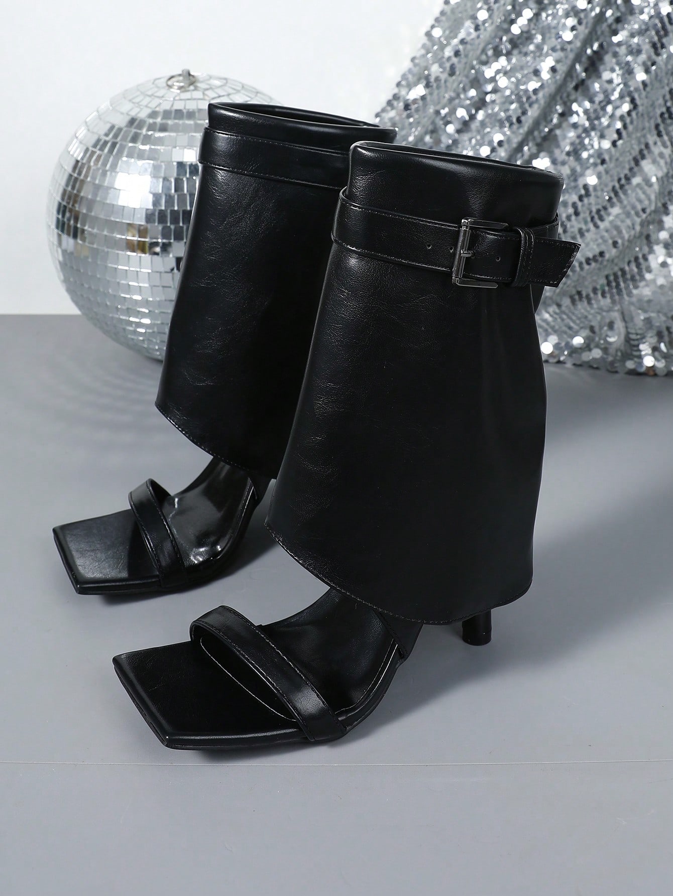 Short Shark Sandal Heel
