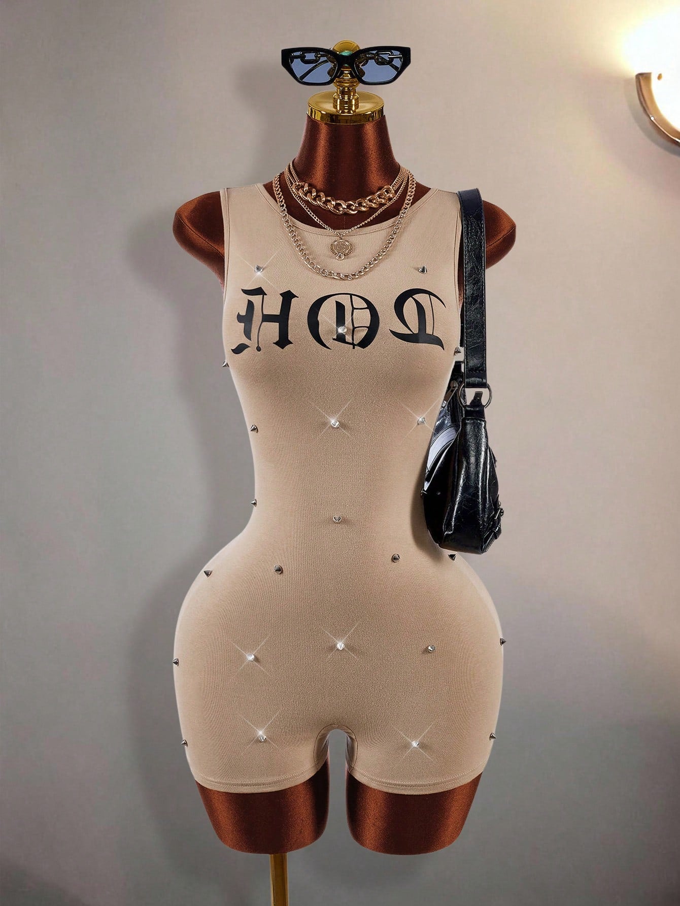 HOT GIRL ROMPER
